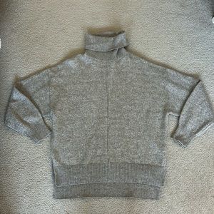 H&M Sweater